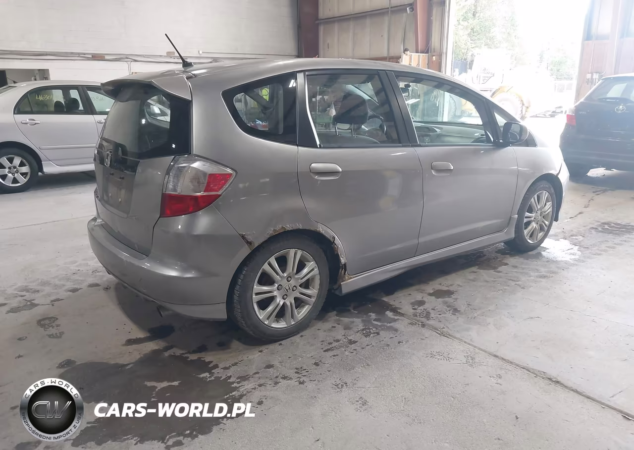 2009 Honda Fit Sport VIN:JHMGE87419S071988 - 4