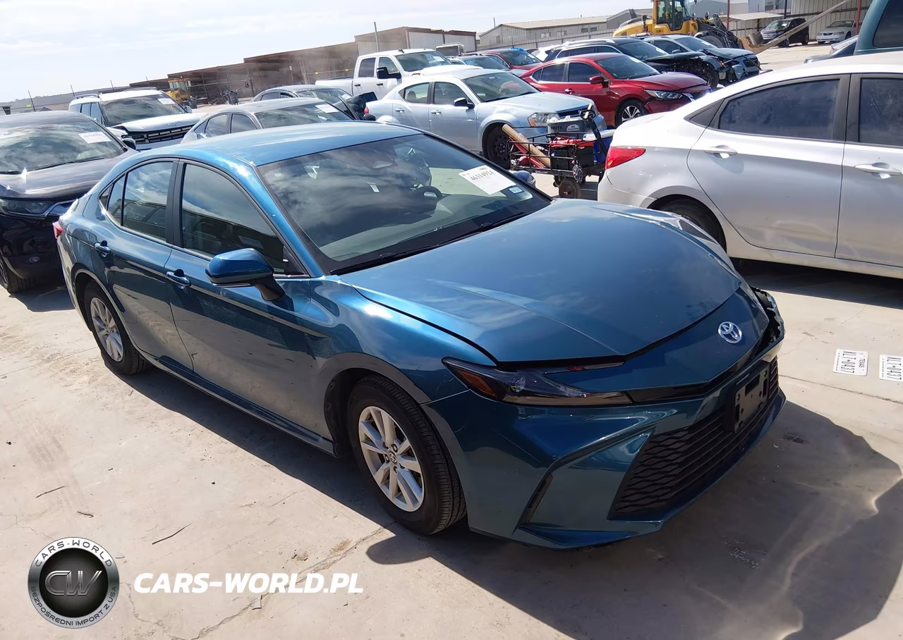 2026 Toyota Camry Le – zdjęcie 1 z 21