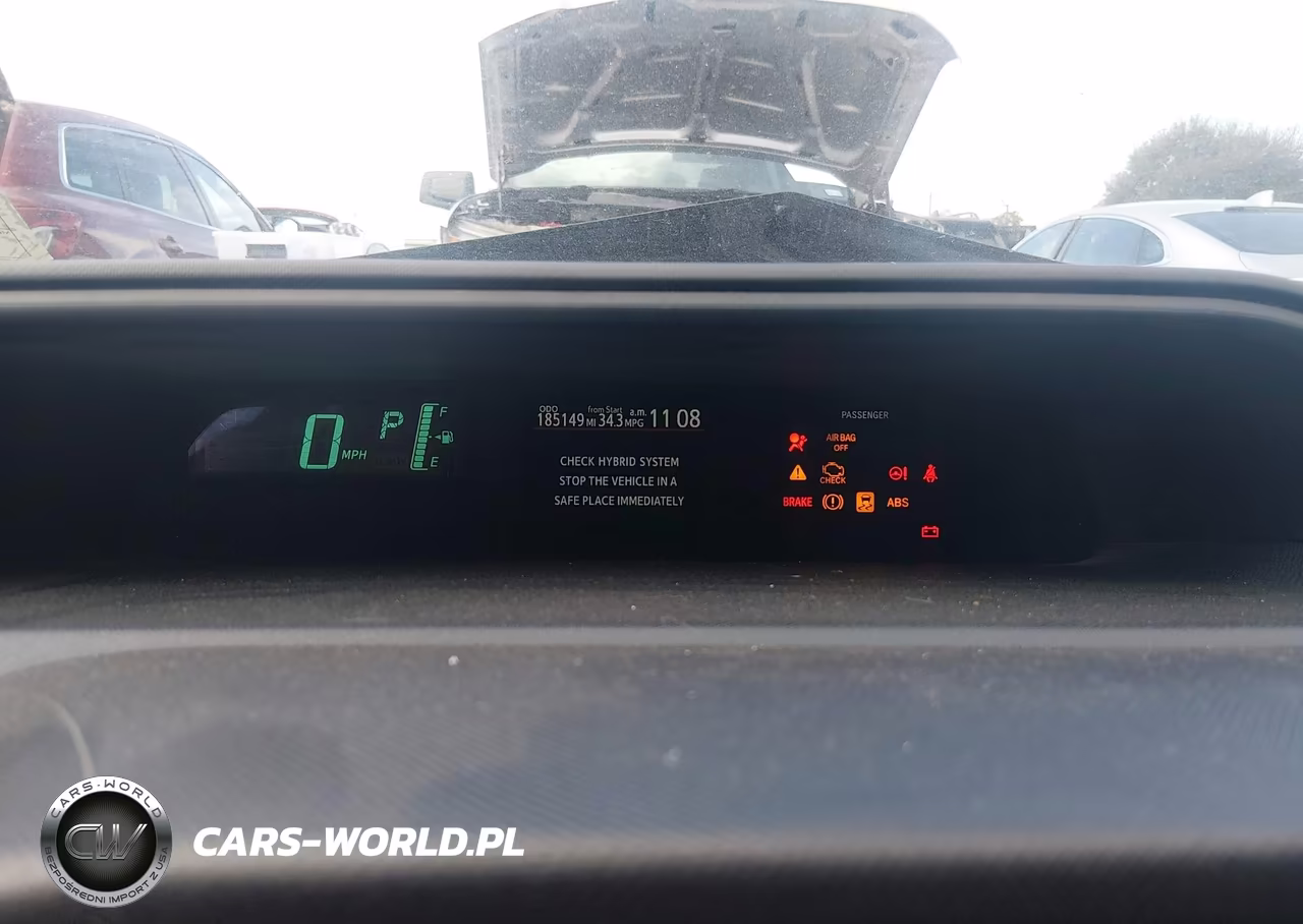 2013 Toyota Prius C Three VIN:JTDKDTB33D1050431 - 7