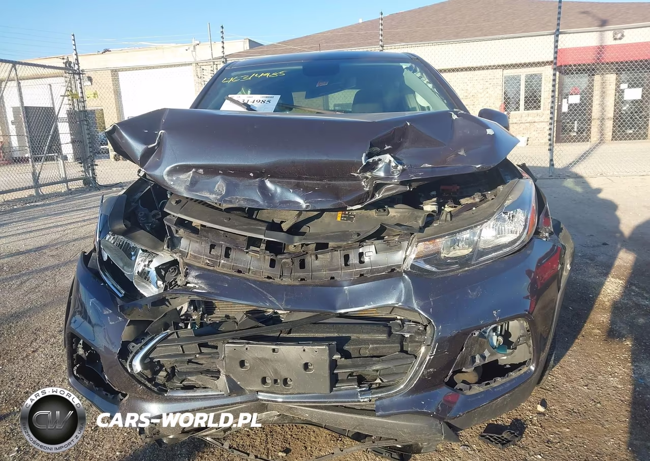 2019 Chevrolet Trax Ls VIN:3GNCJNSB2KL250472 - 12
