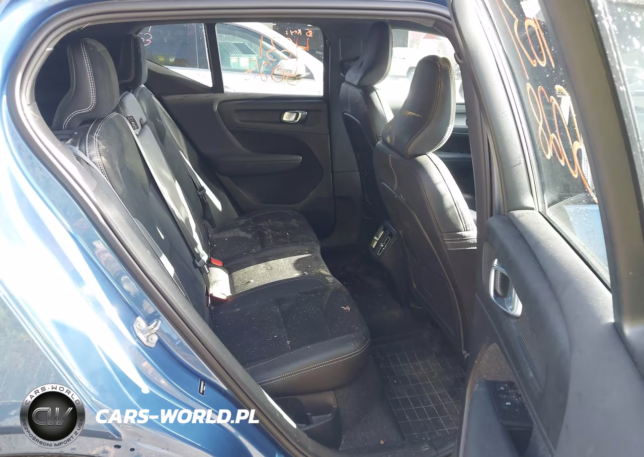 2021 Volvo Xc40 T5 R-Design VIN:YV4162UM9M2616573 - 8