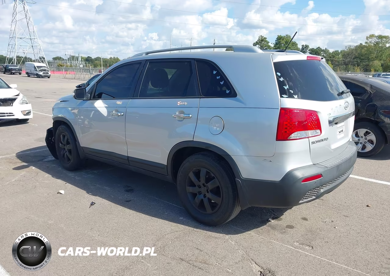 2012 Kia Sorento Lx VIN:5XYKT4A63CG205725 - 3