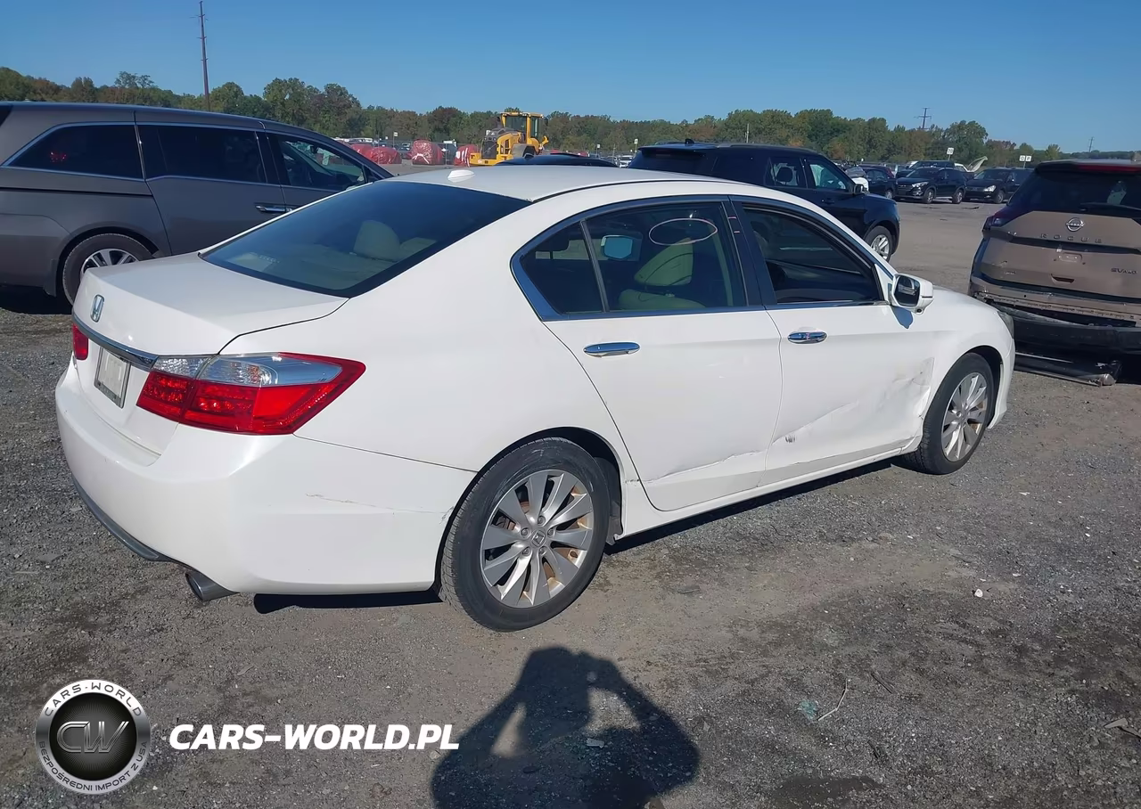 2015 Honda Accord Ex-L VIN:1HGCR2F81FA086001 - 4