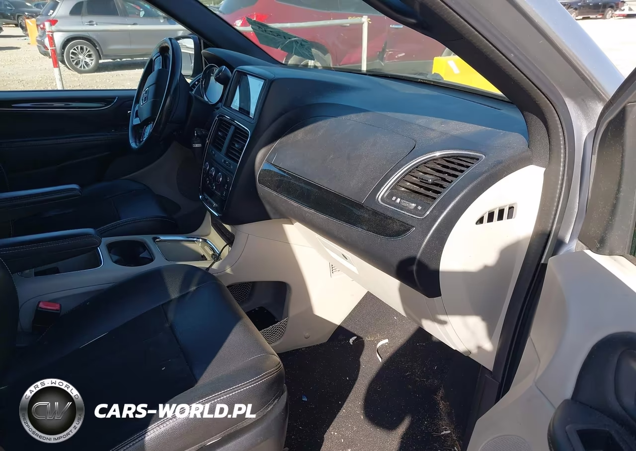 2019 Dodge Grand Caravan Sxt VIN:2C4RDGCG5KR632210 - 5