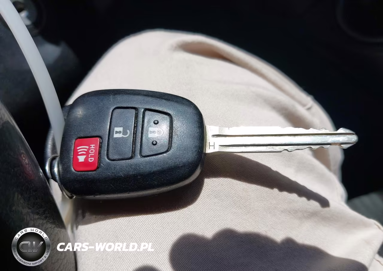 2018 Toyota Rav4 Le VIN:JTMBFREV4JJ251714 - 11