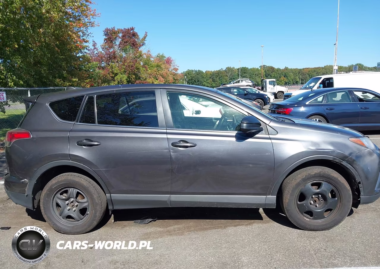2018 Toyota Rav4 Le VIN:JTMBFREV4JJ251714 - 19