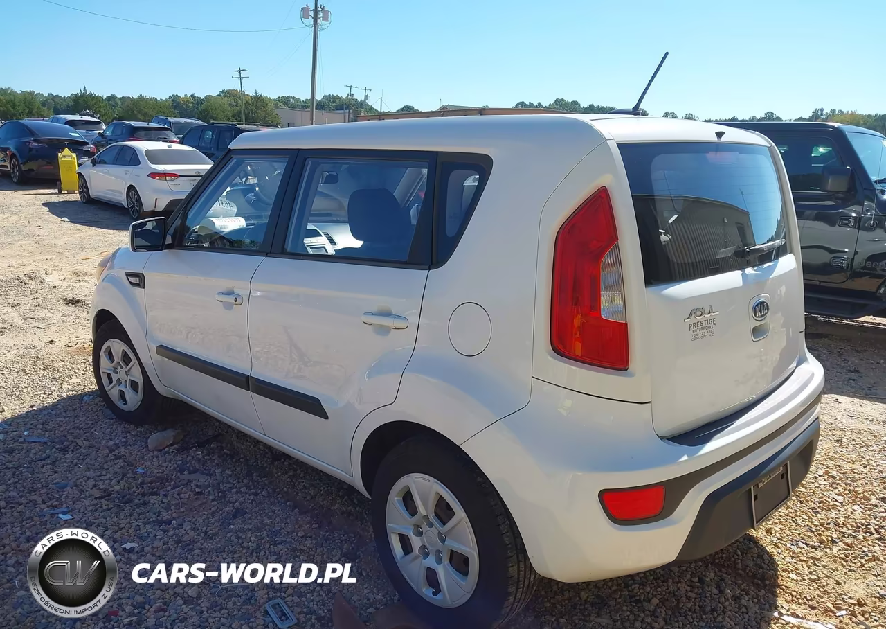 2012 Kia Soul VIN:KNDJT2A55C7389795 - 3