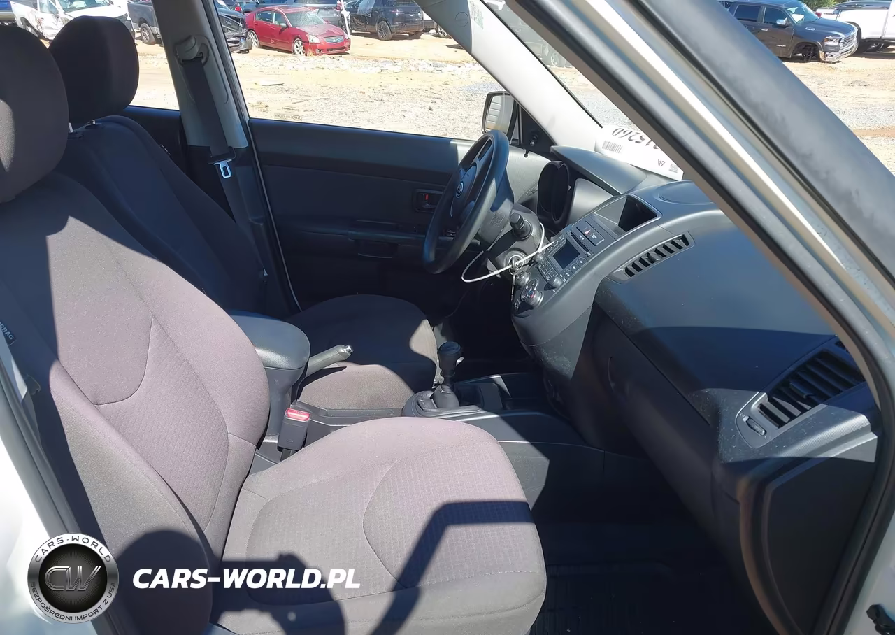 2012 Kia Soul VIN:KNDJT2A55C7389795 - 5