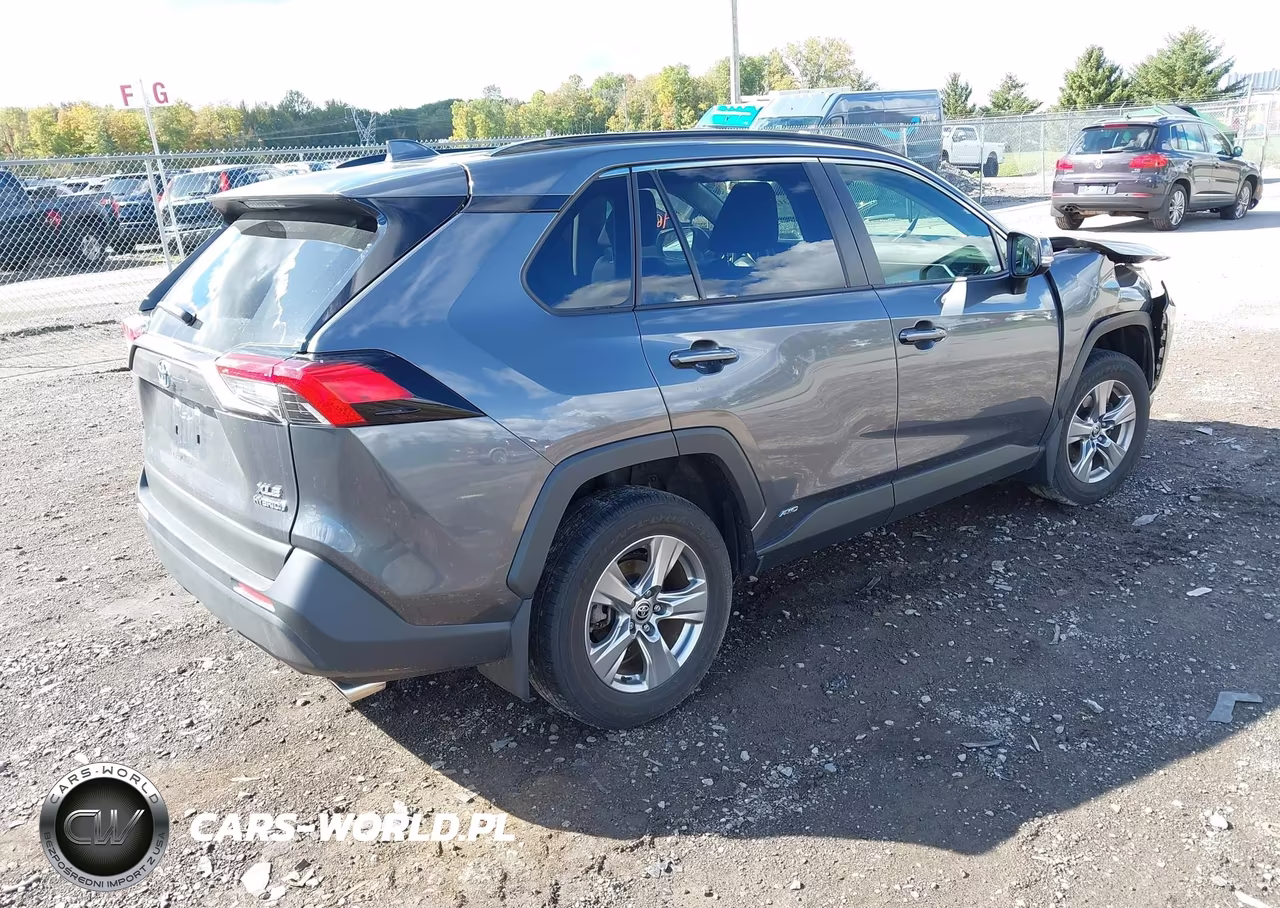2023 Toyota Rav4 Hybrid Xle VIN:JTMRWRFV0PD202062 - 4