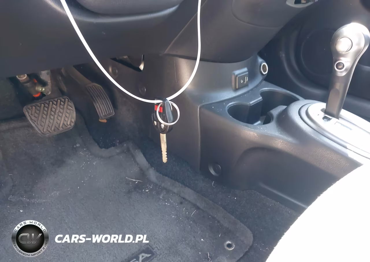 2017 Nissan Versa Note Sv VIN:3N1CE2CP7HL361133 - 11