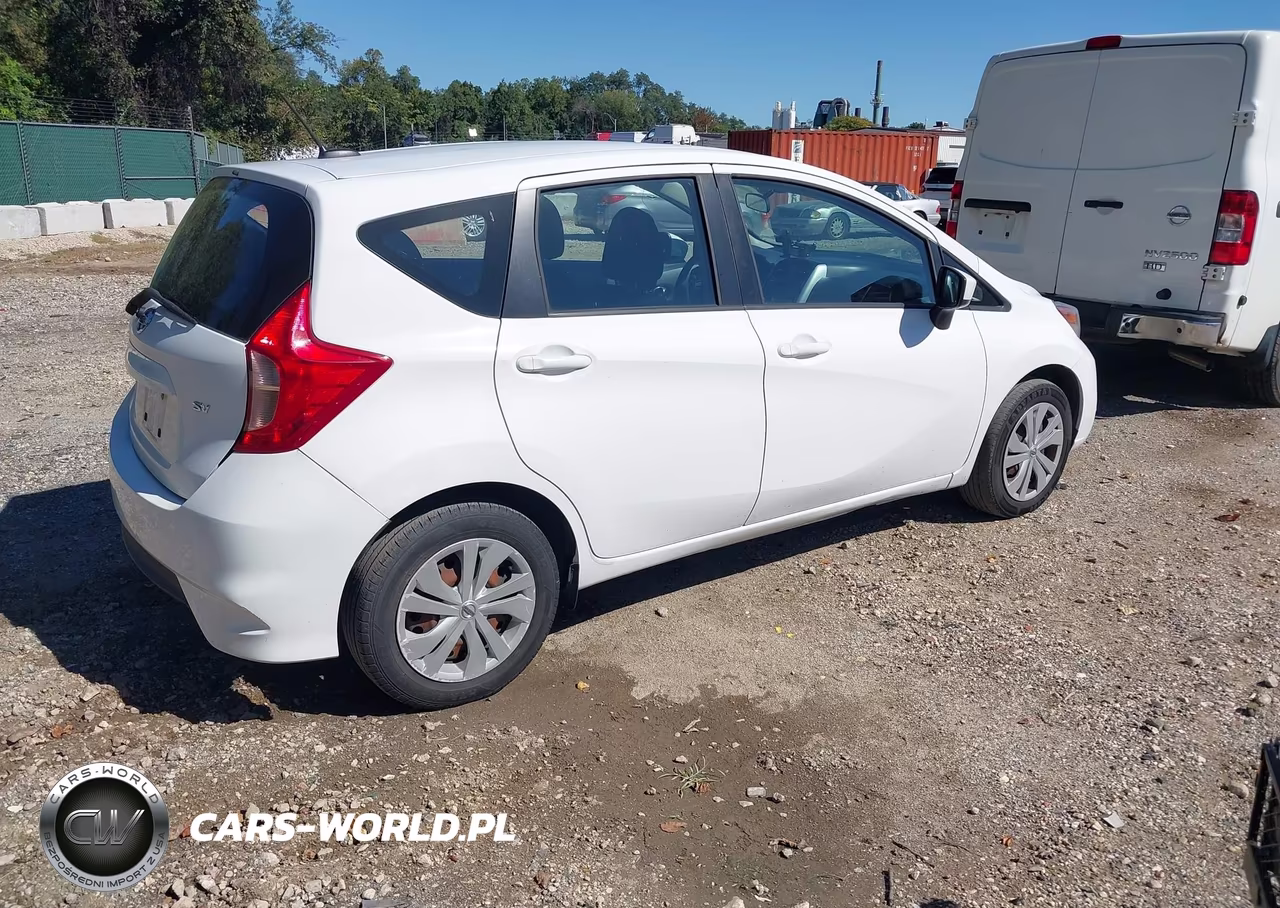 2017 Nissan Versa Note Sv VIN:3N1CE2CP7HL361133 - 4