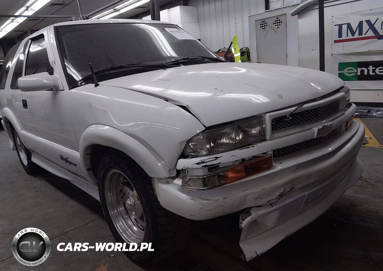 2002 Chevrolet Blazer Xtreme VIN:1GNCS18WX2K159838 - 12