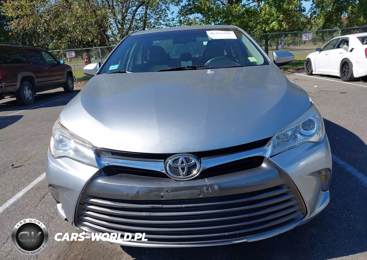 2017 Toyota Camry Le VIN:4T1BF1FK2HU419294 - 12