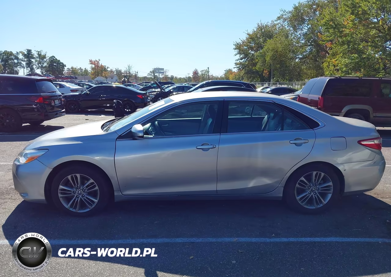 2017 Toyota Camry Le VIN:4T1BF1FK2HU419294 - 14