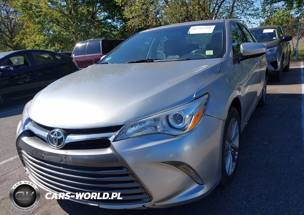 2017 Toyota Camry Le VIN:4T1BF1FK2HU419294 - 18