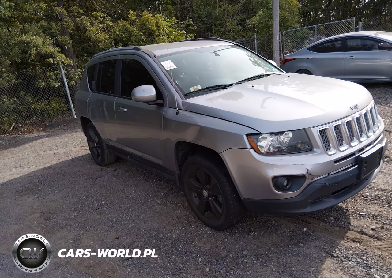 2016 Jeep Compass Latitude – zdjęcie 1 z 10