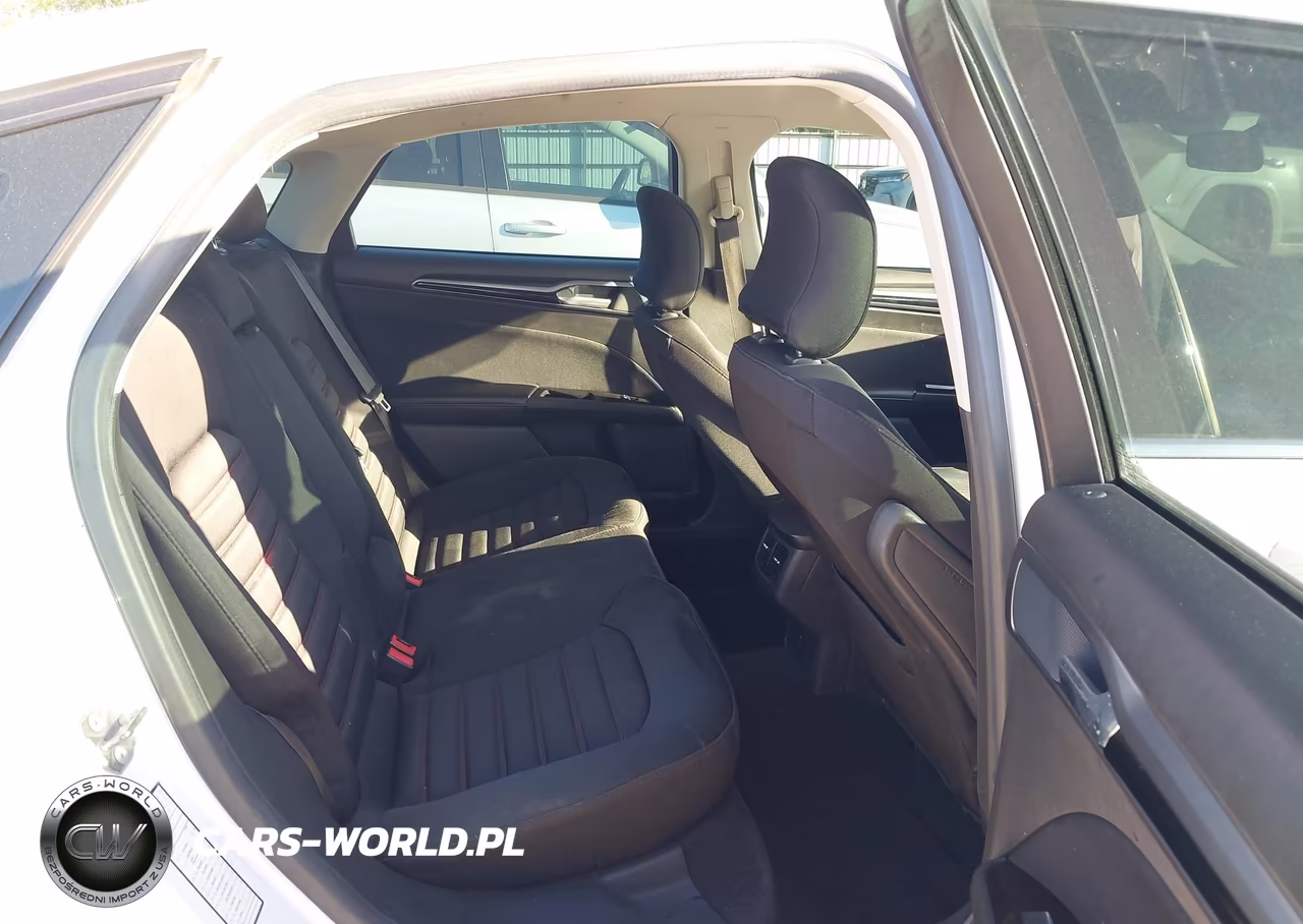 2015 Ford Fusion Se VIN:3FA6P0H98FR268592 - 8