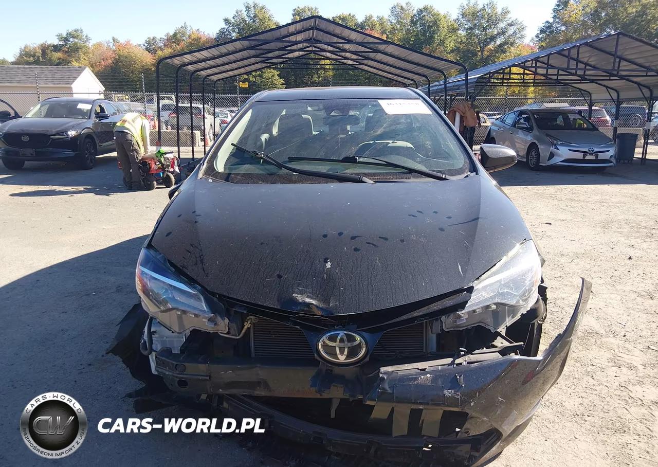 2017 Toyota Corolla Le VIN:2T1BURHE2HC882680 - 12