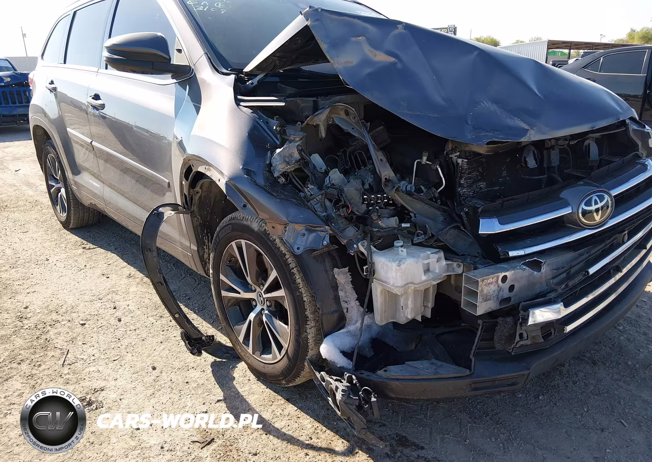 2018 Toyota Highlander Limited Platinum VIN:5TDYZRFH6JS243109 - 6