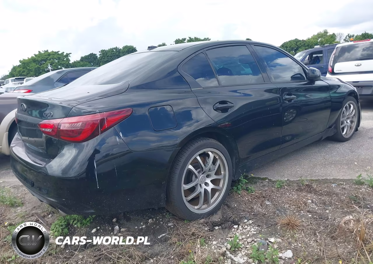 2015 Infiniti Q50 Premium VIN:JN1BV7AR8FM423283 - 4