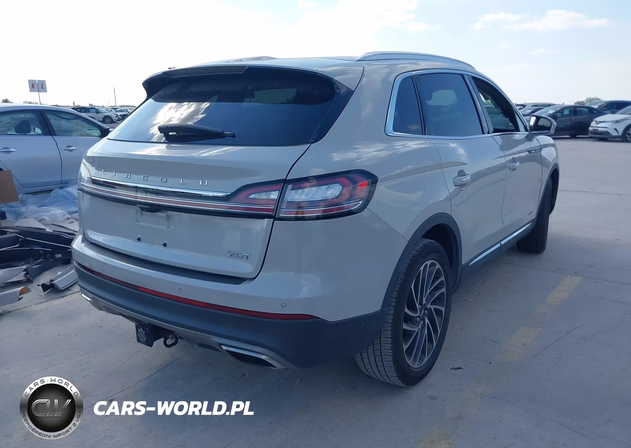 2019 Lincoln Nautilus Reserve VIN:2LMPJ6L98KBL18880 - 4