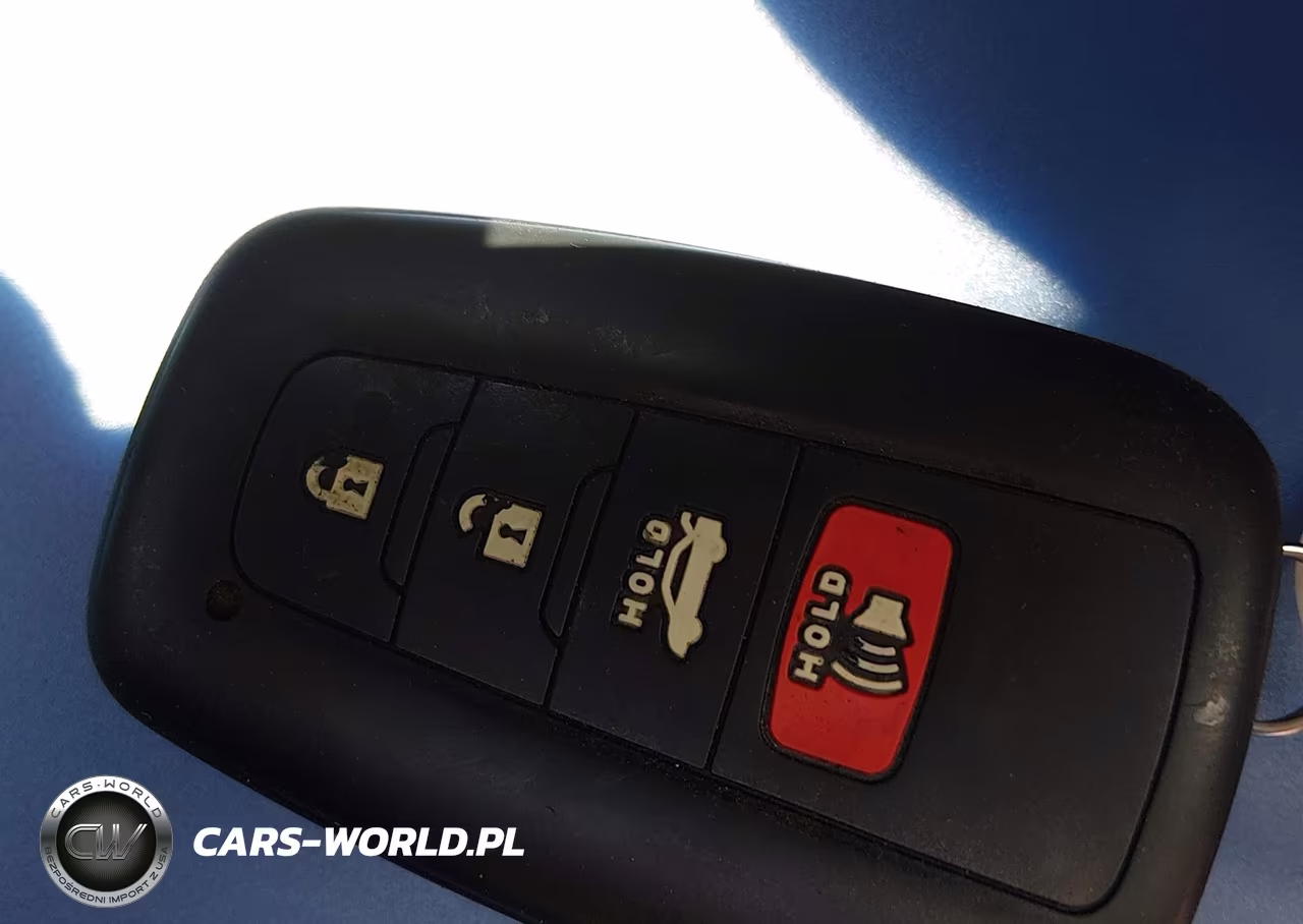 2017 Toyota Prius Two VIN:JTDKBRFU1H3050790 - 11