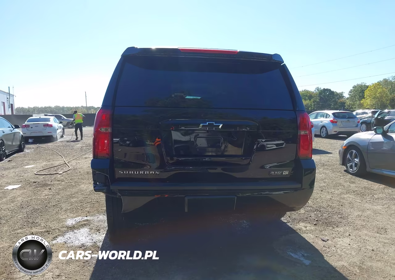 2017 Chevrolet Suburban Lt VIN:1GNSKHKC8HR260458 - 17
