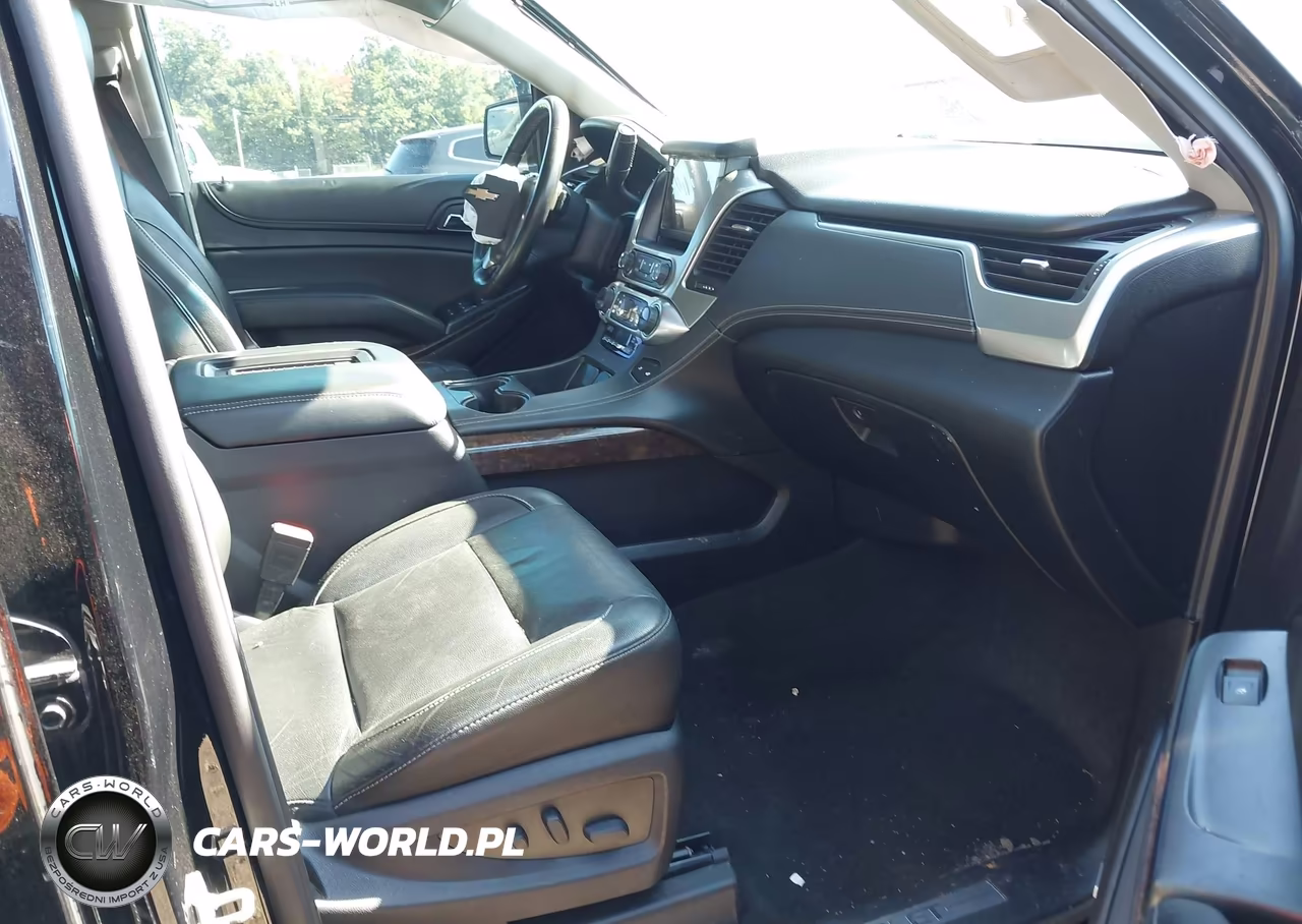 2017 Chevrolet Suburban Lt VIN:1GNSKHKC8HR260458 - 5