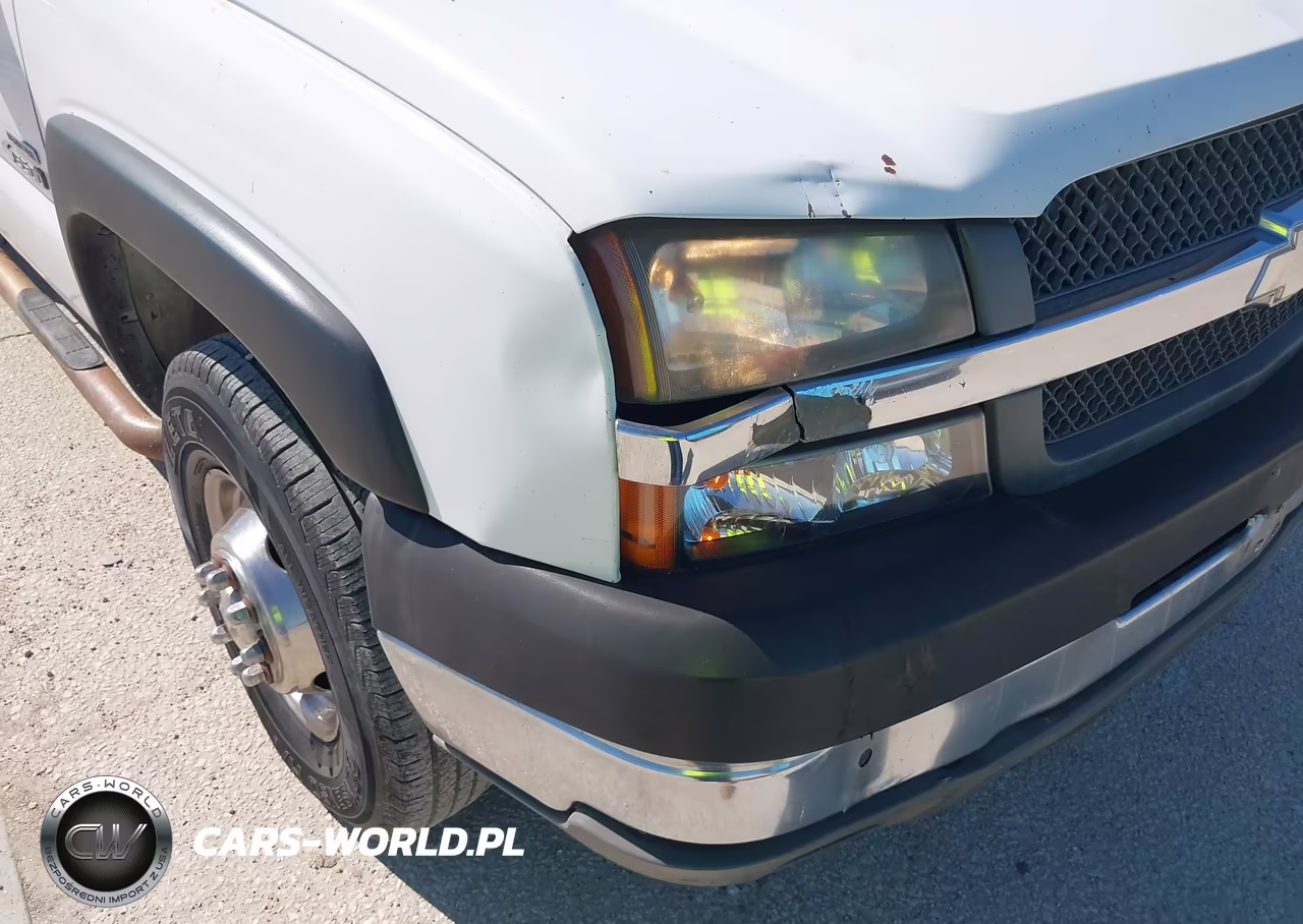 2003 Chevrolet Silverado 3500 VIN:1GCJC33153F159597 - 11