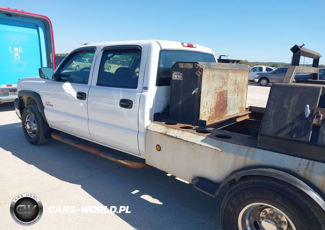 2003 Chevrolet Silverado 3500 VIN:1GCJC33153F159597 - 17