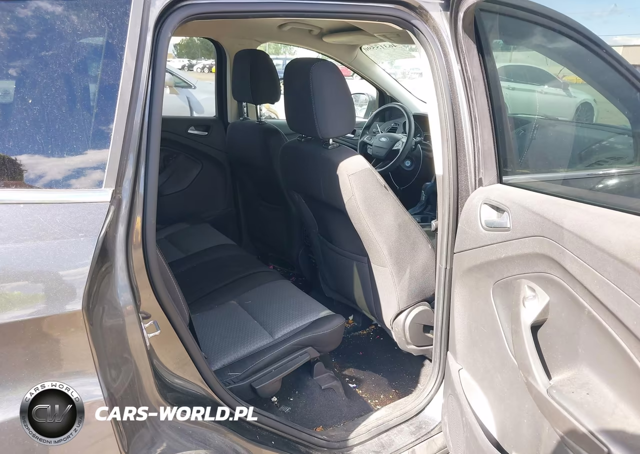2017 Ford Escape Se VIN:1FMCU0GD8HUC45445 - 8