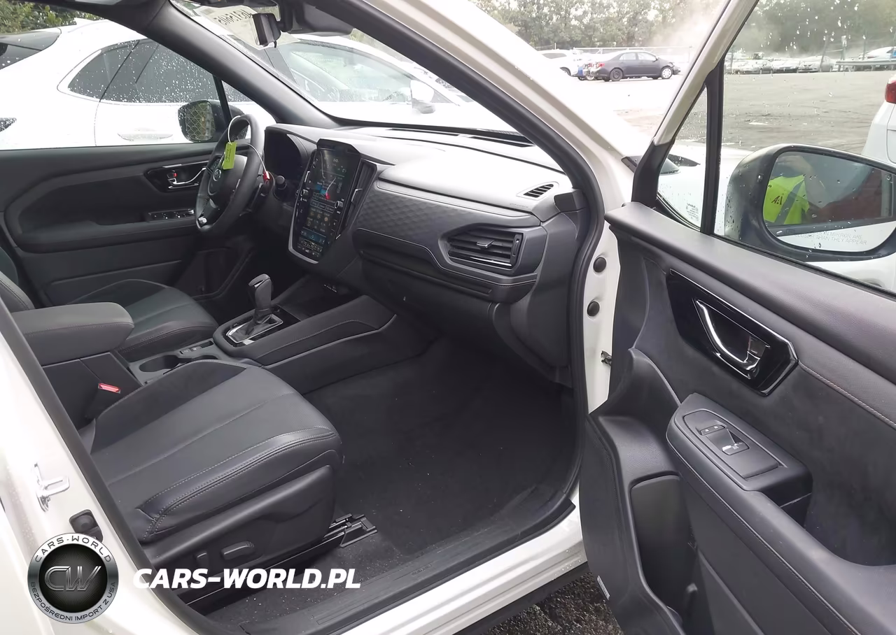 2025 Subaru Forester Touring Hybrid VIN:JF2SLSTDXSH432160 - 5