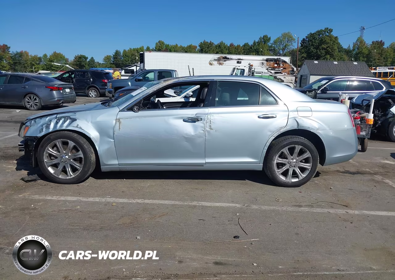 2013 Chrysler 300 S VIN:2C3CCAGT8DH590450 - 15