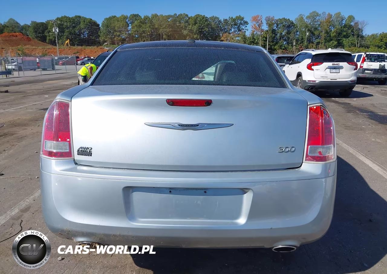 2013 Chrysler 300 S VIN:2C3CCAGT8DH590450 - 17