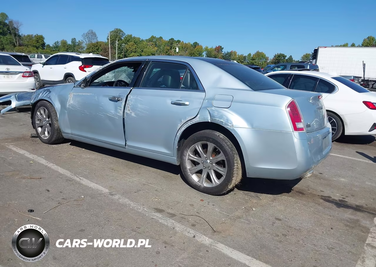 2013 Chrysler 300 S VIN:2C3CCAGT8DH590450 - 3