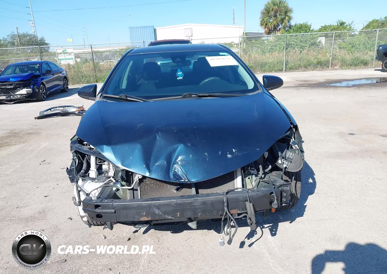 2017 Toyota Corolla Le VIN:2T1BURHE4HC828183 - 13