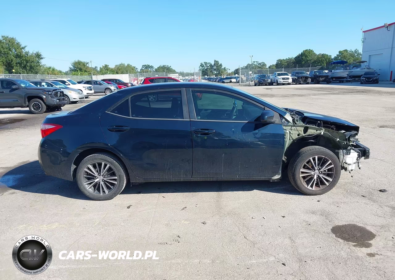 2017 Toyota Corolla Le VIN:2T1BURHE4HC828183 - 14