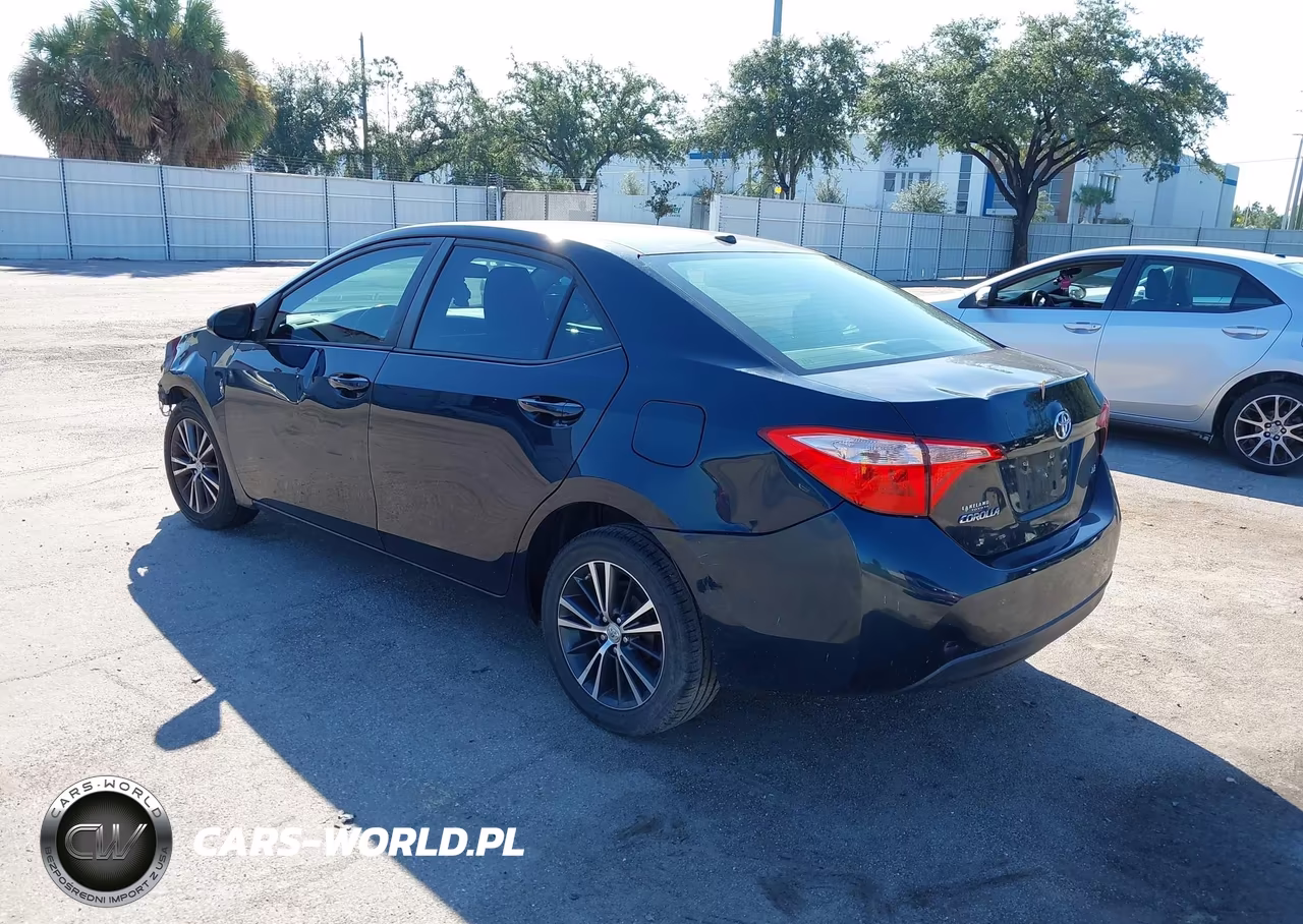 2017 Toyota Corolla Le VIN:2T1BURHE4HC828183 - 3
