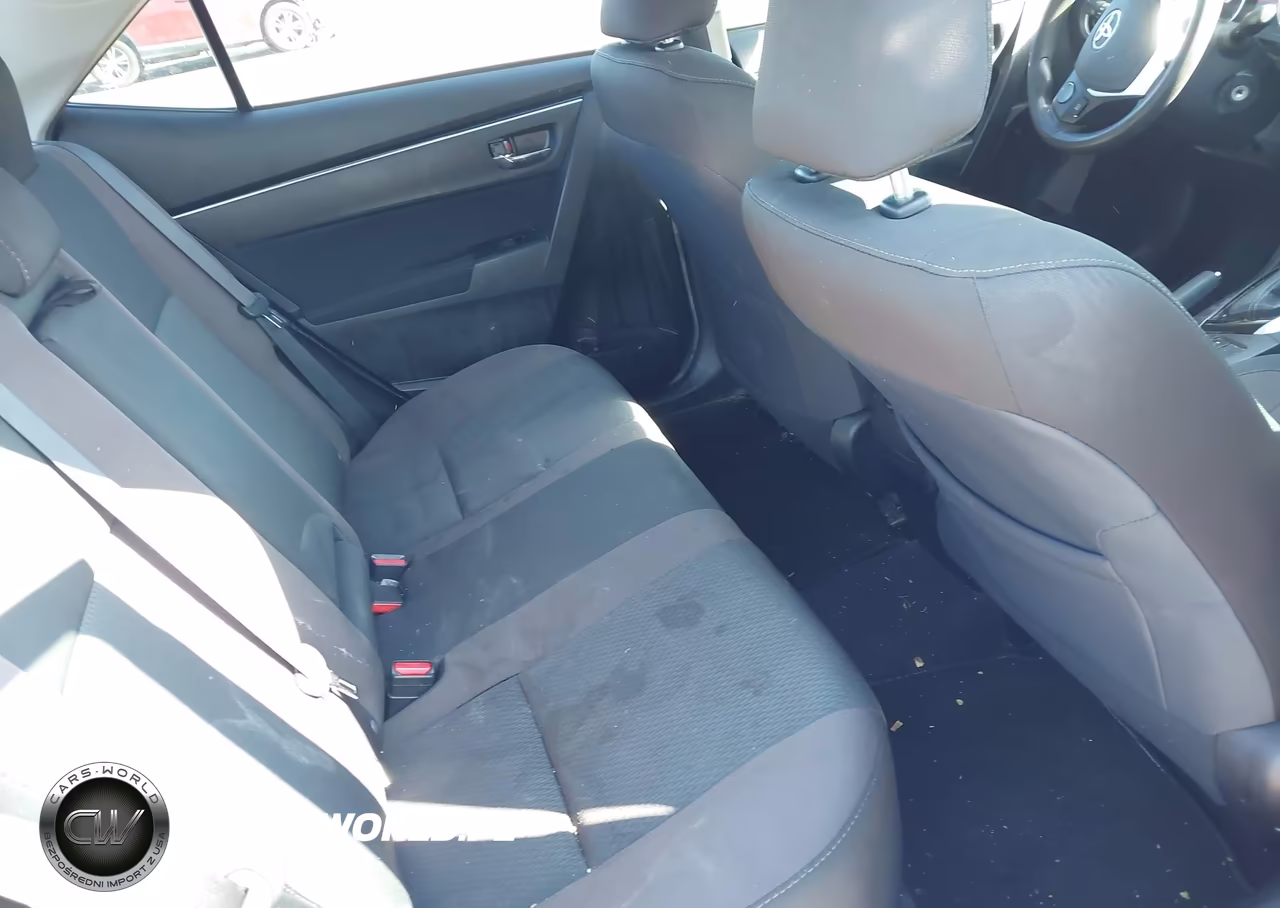 2017 Toyota Corolla Le VIN:2T1BURHE4HC828183 - 8