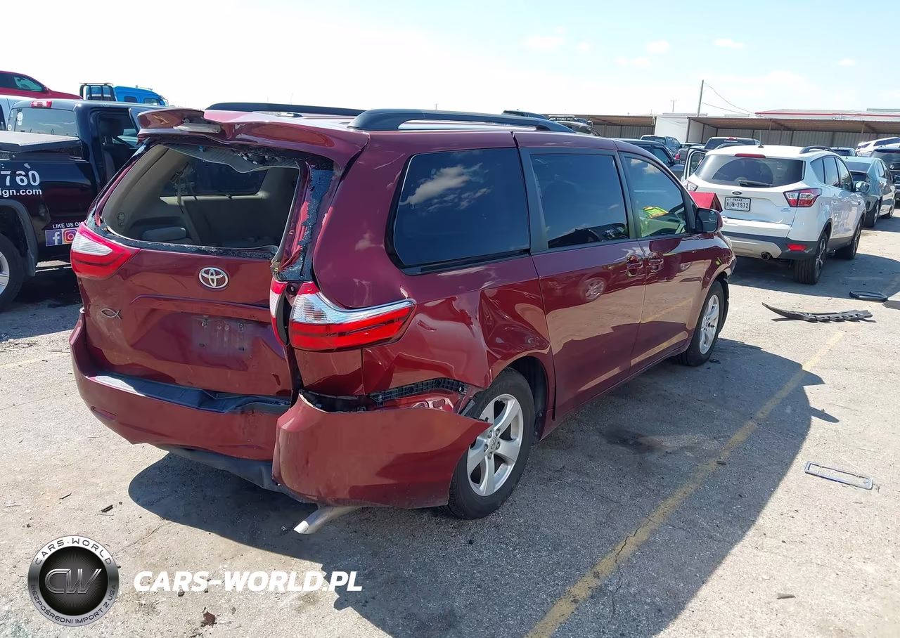 2017 Toyota Sienna Le 8 Passenger VIN:5TDKZ3DC0HS850580 - 4