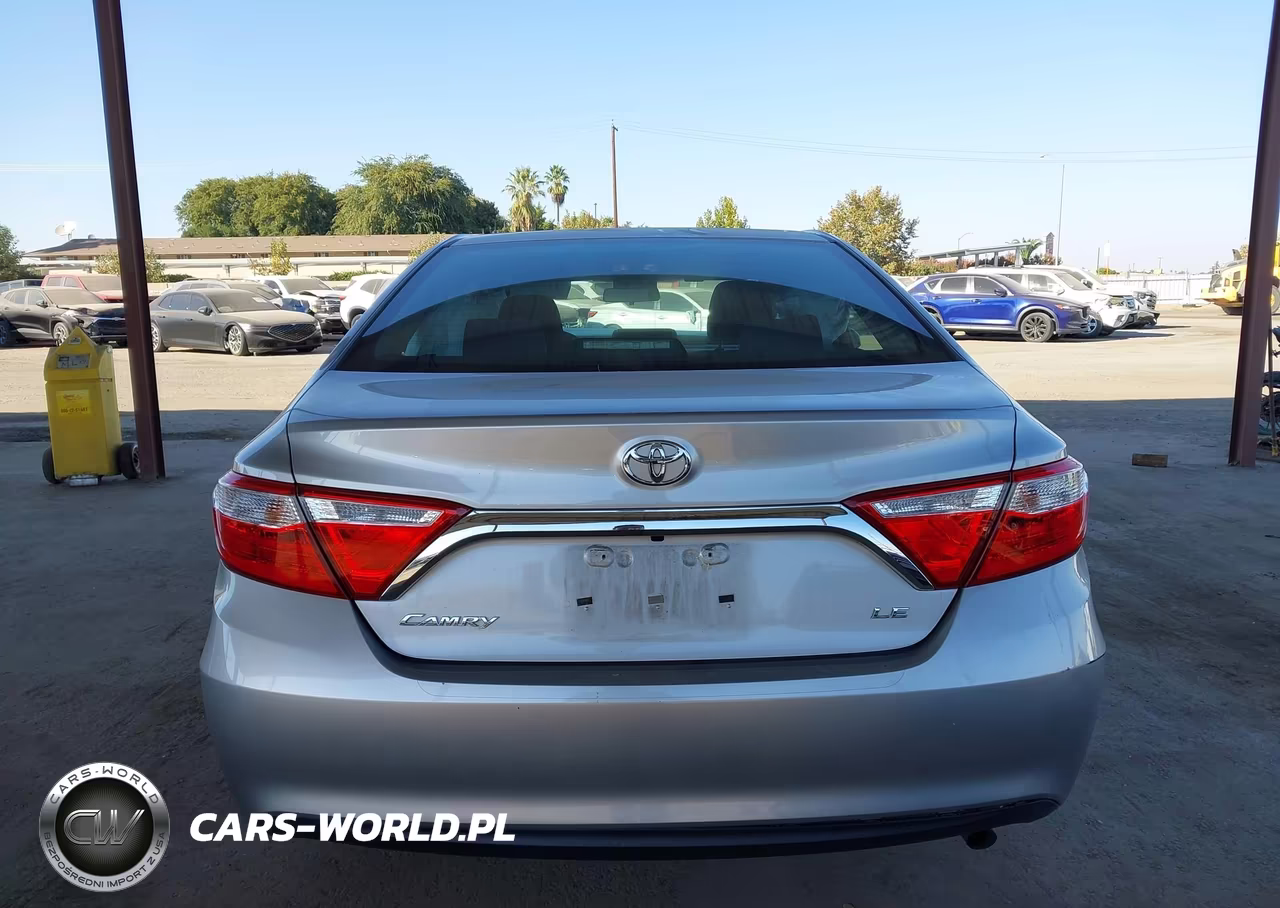 2016 Toyota Camry Le VIN:4T4BF1FK0GR525506 - 16