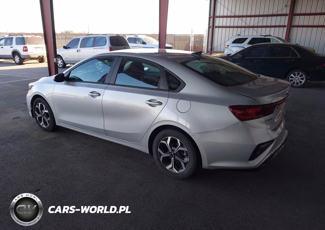 2020 Kia Forte Lxs VIN:3KPF24ADXLE217080 - 3