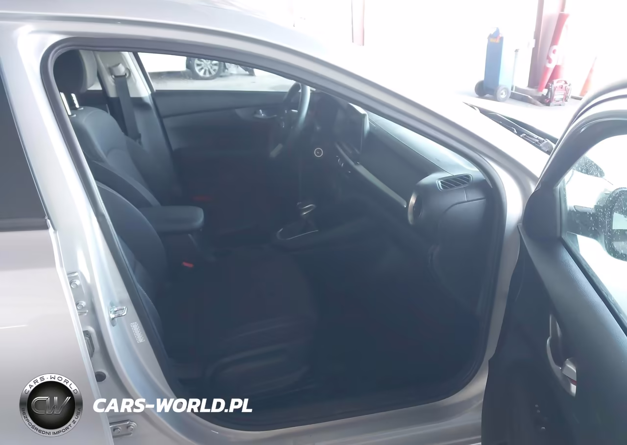 2020 Kia Forte Lxs VIN:3KPF24ADXLE217080 - 5