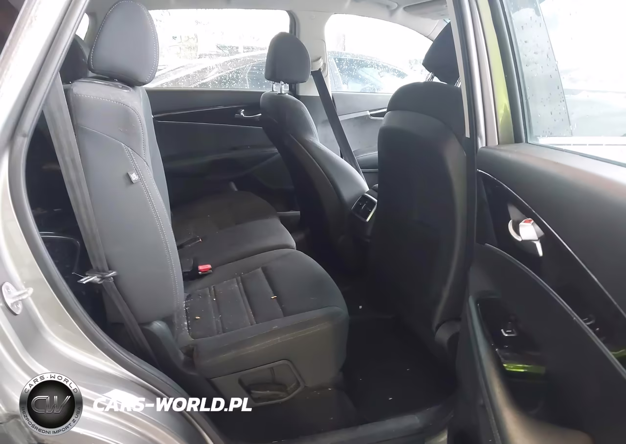 2018 Kia Sorento 2.4L Lx VIN:5XYPG4A34JG406739 - 8