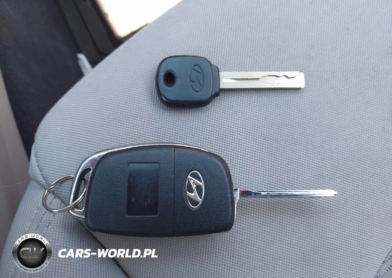 2015 Hyundai Sonata Sport VIN:5NPE34AF6FH053210 - 11