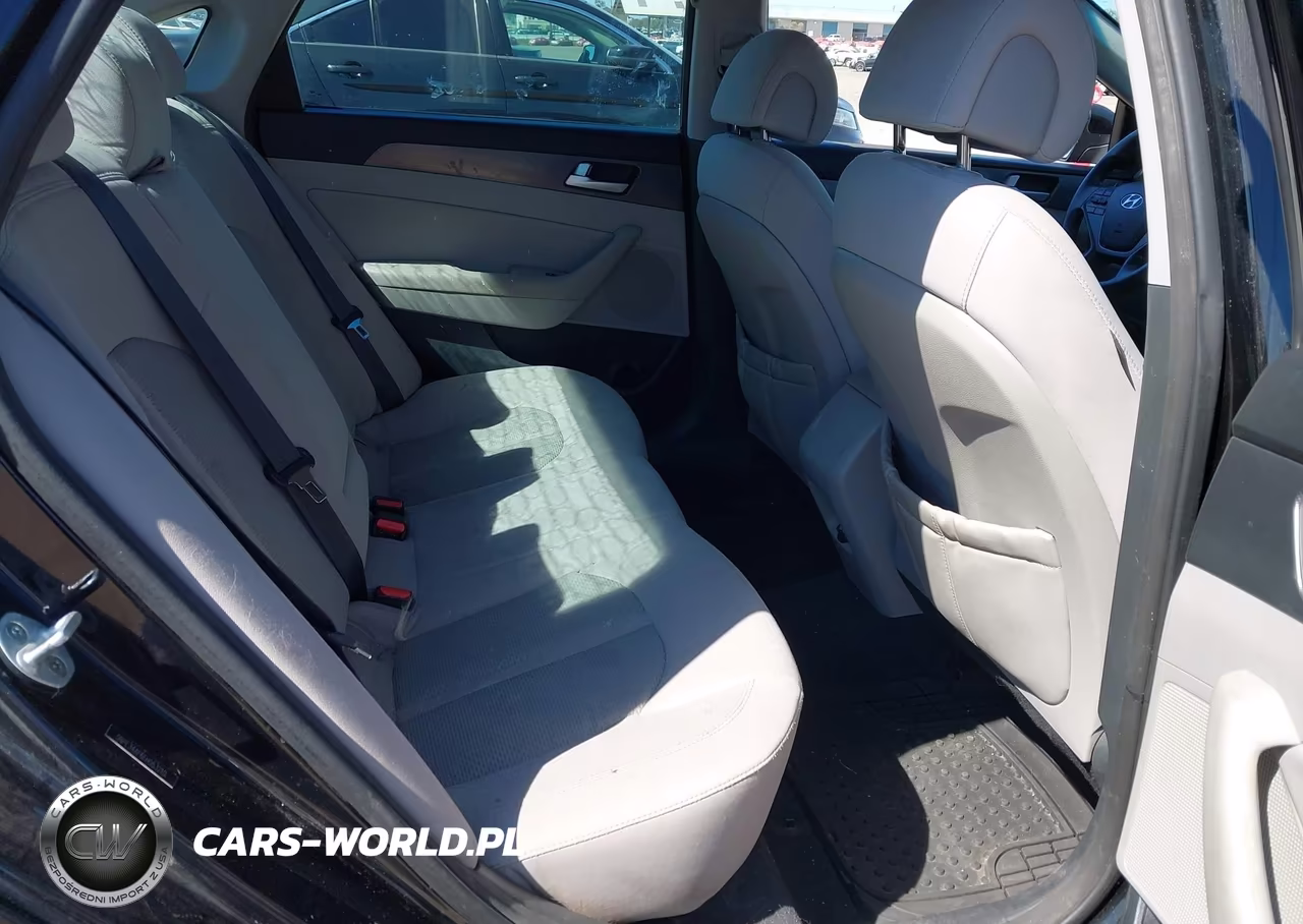 2015 Hyundai Sonata Sport VIN:5NPE34AF6FH053210 - 8