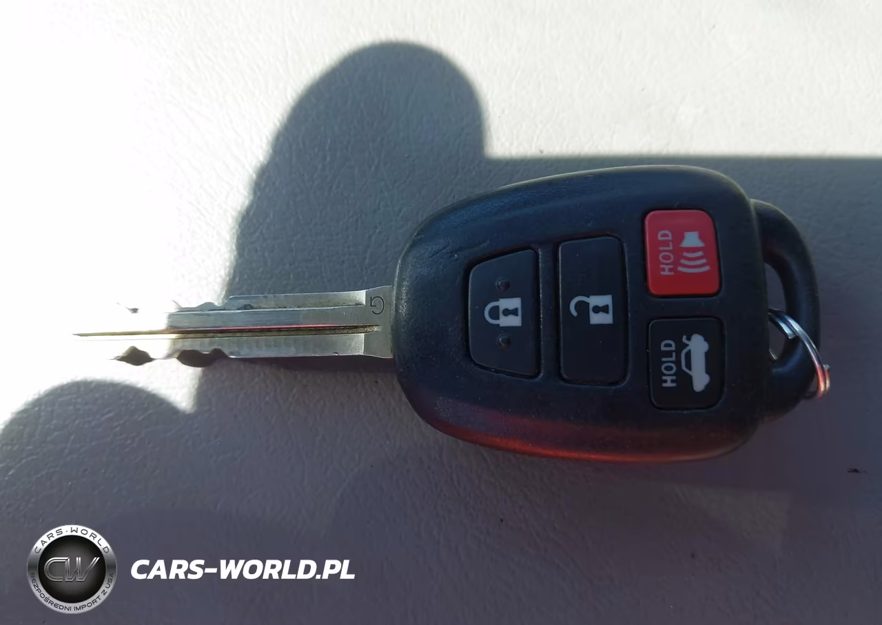 2013 Toyota Camry Le VIN:4T4BF1FK5DR320582 - 11