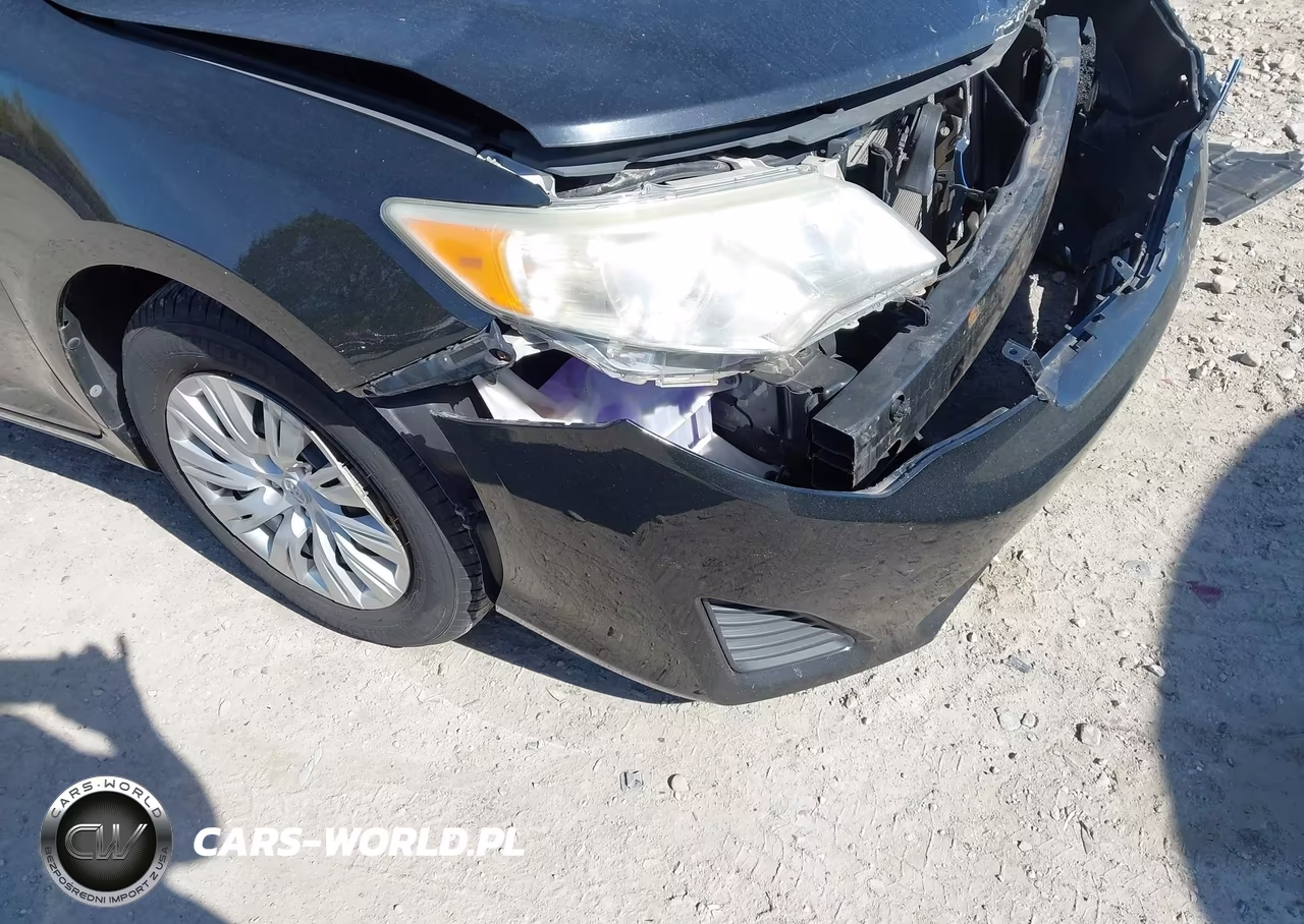 2013 Toyota Camry Le VIN:4T4BF1FK5DR320582 - 19