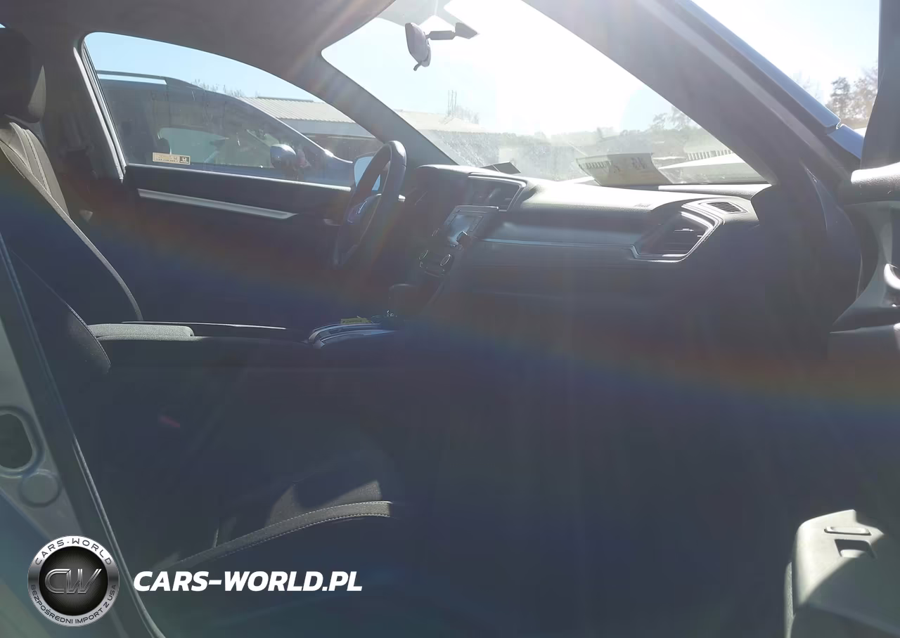 2018 Honda Civic Lx VIN:2HGFC2F5XJH573728 - 5