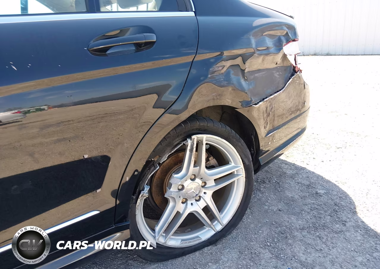 2010 Mercedes-Benz C 350 Sport VIN:WDDGF5GB9AF428588 - 13